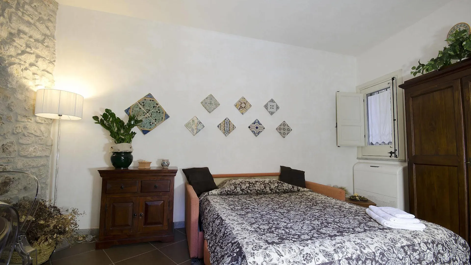 Residence Erice Pietre Antiche Aparthotel
