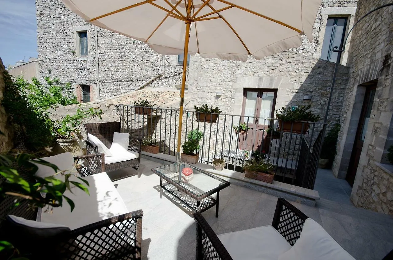 Residence Erice Pietre Antiche&rooms 2*,  Italië
