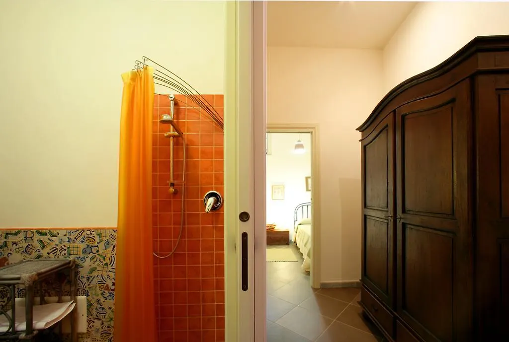 Residence Erice Pietre Antiche 2*,