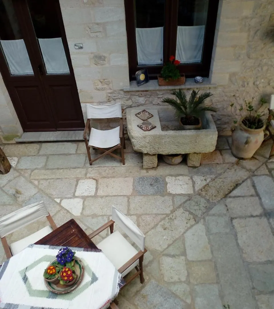 Residence Erice Pietre Antiche